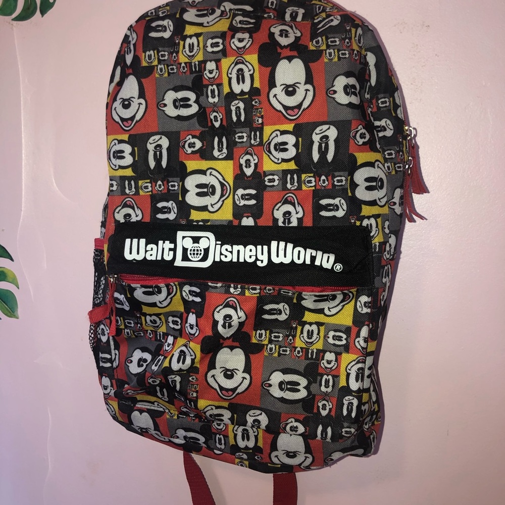 Disney Minnie mousse back pack